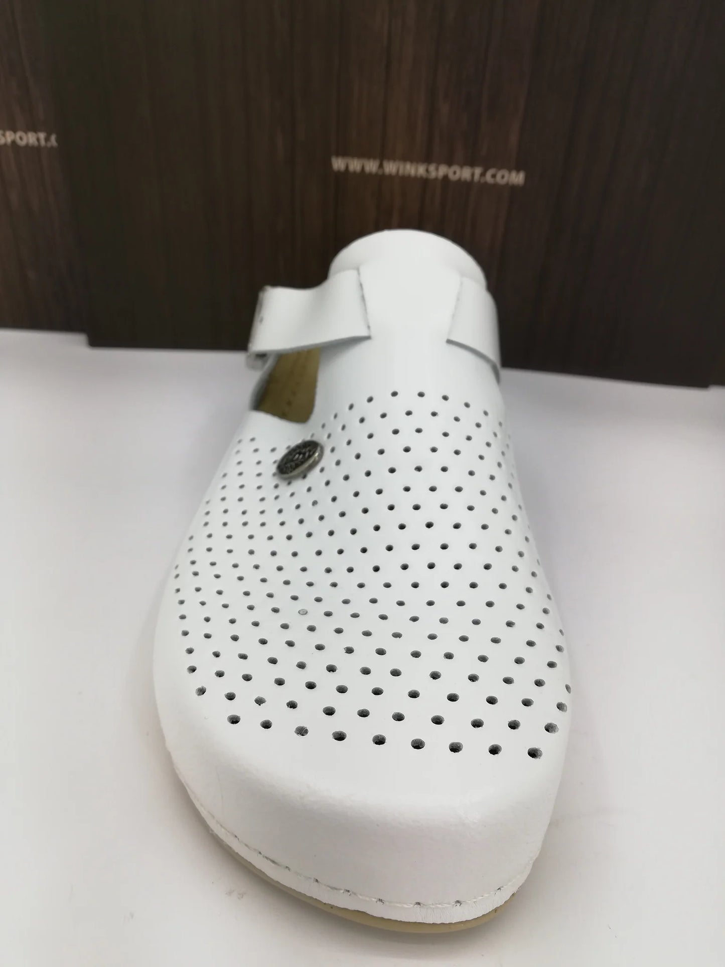 Ženske kožne klompe LEON